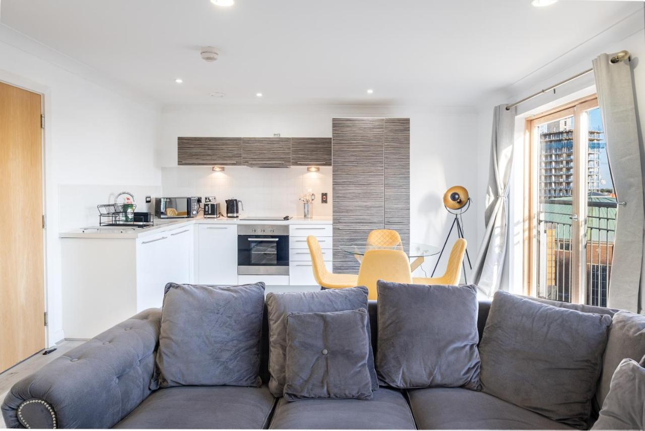 Ebra Stays - Luxury 2 Bedroom Apartment - Birmingham Exteriör bild